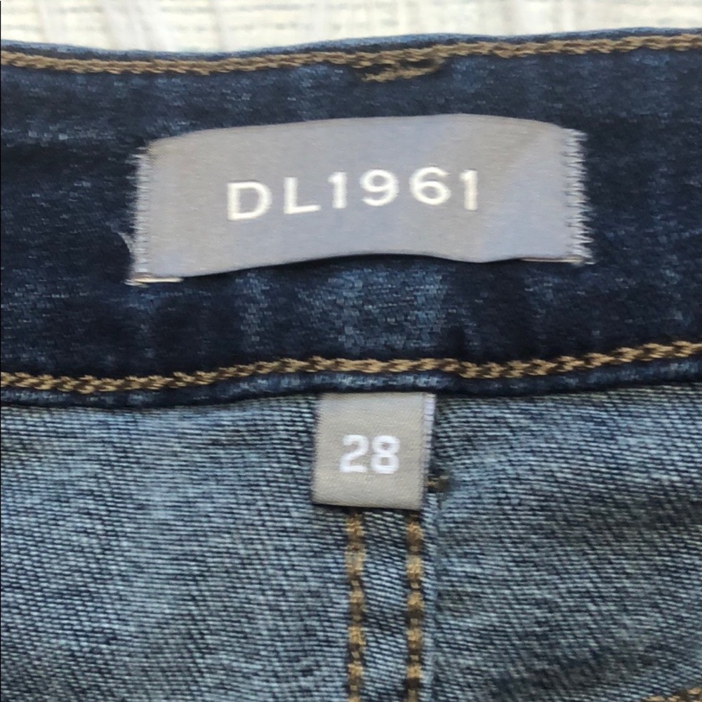 DL1961 Skinny Hi-Rise Dark Wash Jeans - Picture 2 of 7